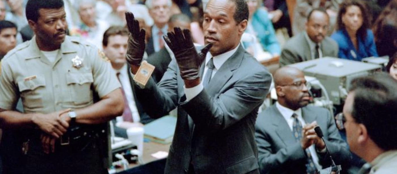 Τη σκότωσε, αλλά δεν τιμωρήθηκε ποτέ: Το κόλπο με το γάντι που αθώωσε τον πιο στυγερό γυναικοκτόνο